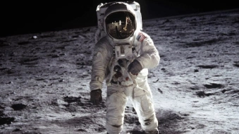在月球上拍摄是什么体验