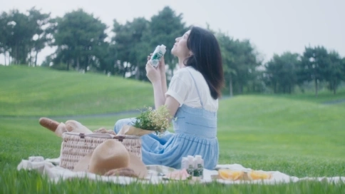 金典牛奶??春夏