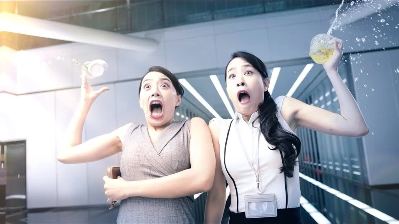 角子共玩｜電梯拉霸篇｜手遊｜電視廣告｜CF 【好人廣告作品】