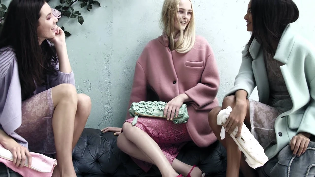 Roses & Petals - The Burberry Spring/Summer 2014 Accessories Campaign