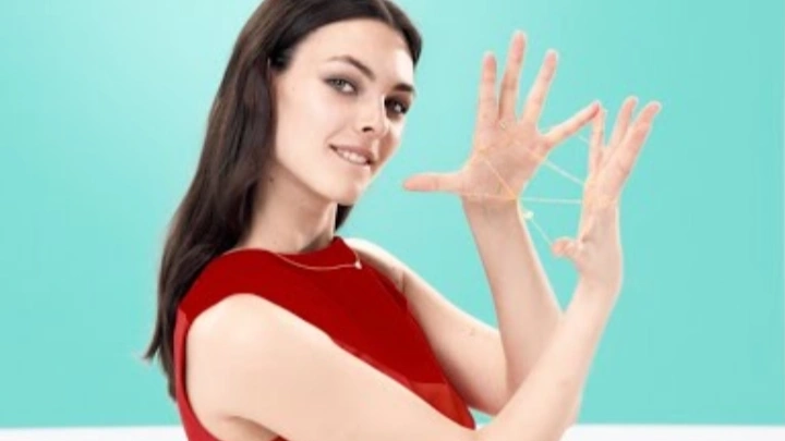 Tiffany & Co. Fall Campaign 2019—Elsa Peretti:registered: Diamonds by the Yard:registered: Cat’s