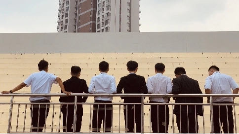 時光不老，我們不散