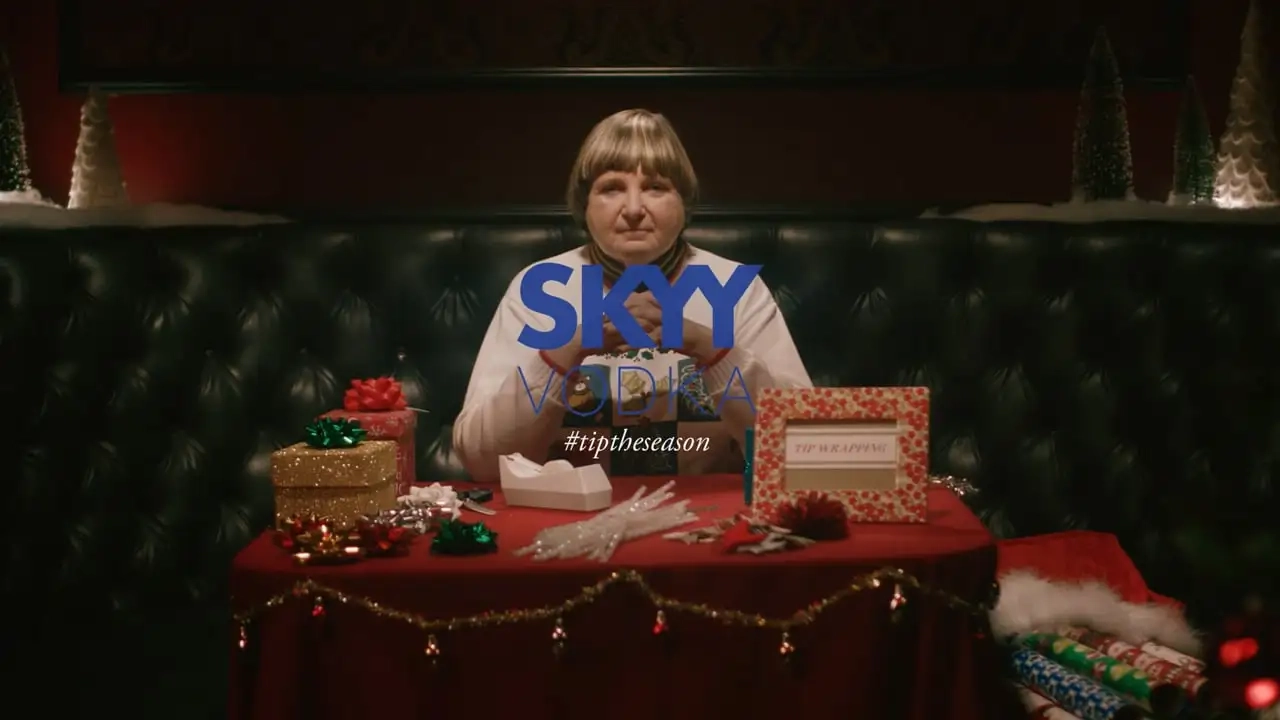 天空伏特加-给这个季节小费