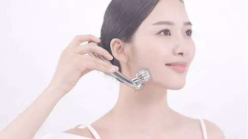 《尼芙邦瘦脸美容仪》产品广告