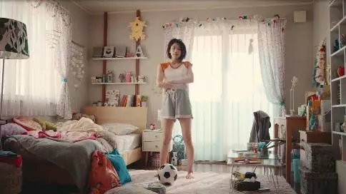 日本足球小将手游广告《高中足球少女的一天》