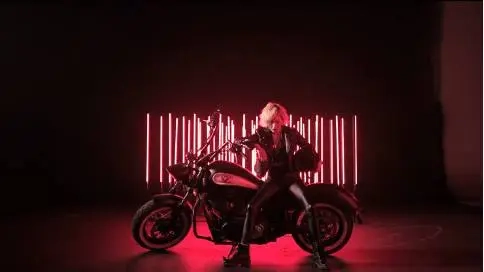 SUMSUNG S9《放肆紅》 導(dǎo)演版