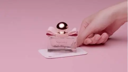 菲拉格慕Ferragamo女伶香水廣告片