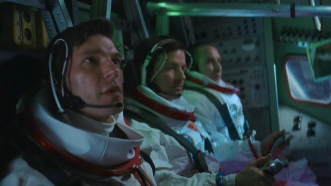 宇航员返回地球时航天器出故障！麦当劳创意广告《太空着陆》