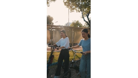 吕布云轮休闲生活