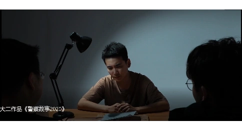 大二劇情短片（自導(dǎo)自演）