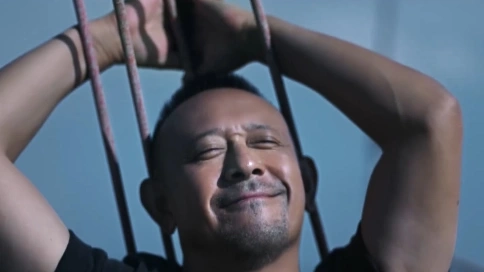 姜文駕船出海，只為一次日出
