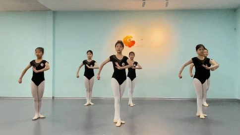 三机位幼儿舞蹈联系视频