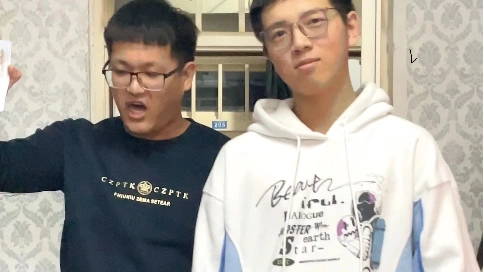 反卷风暴翻拍片段