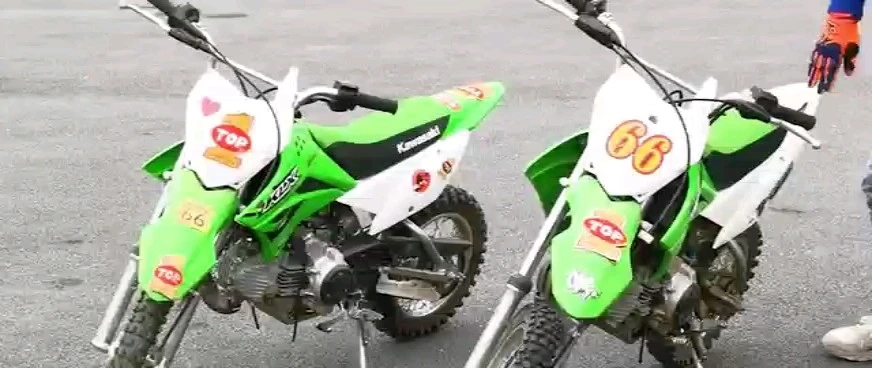 兒童摩托車