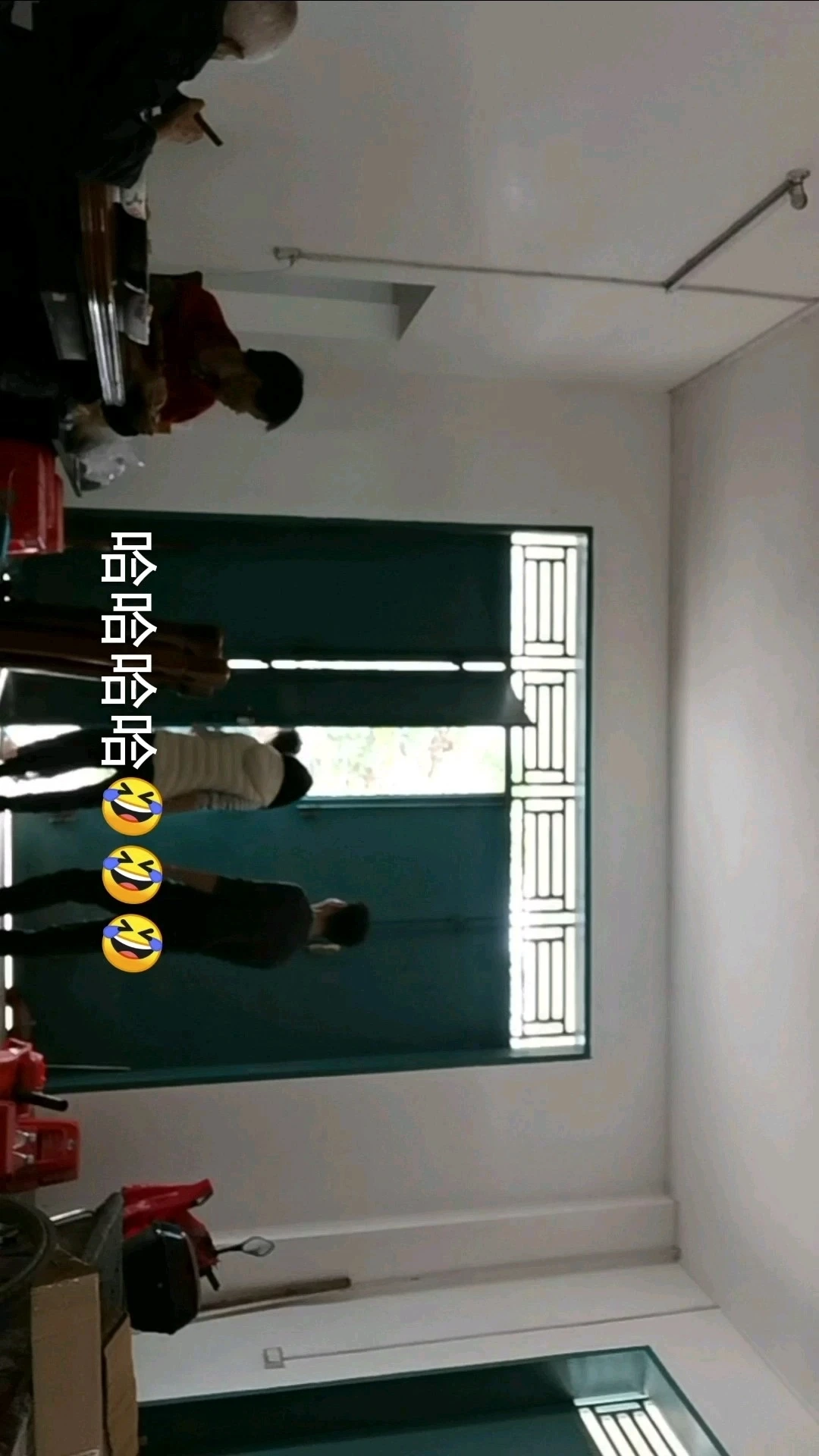 人窮家丑，一米六九