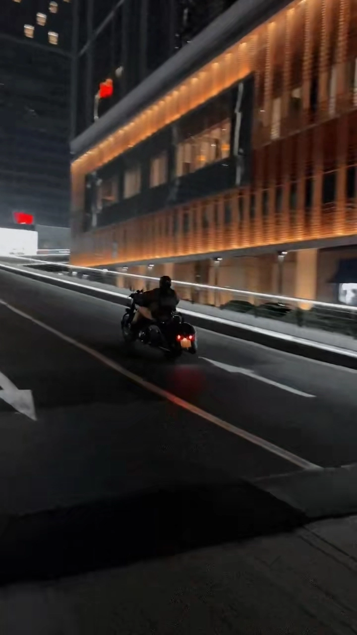#手機隨拍剪動感視頻