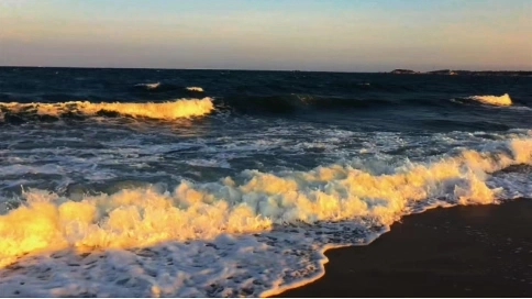 吹吹海風(fēng)看看海景