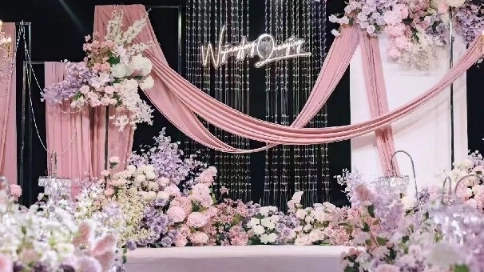 婚禮舞臺(tái)搭建會(huì)場(chǎng)布置花藝布置