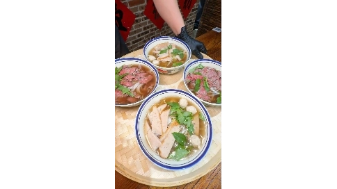 美食類(lèi)快節(jié)奏口播混剪