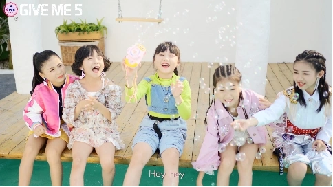 兒童MV / 音樂(lè)MV / 藝術(shù)培訓(xùn)中心音樂(lè)視頻