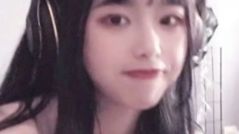 懸溺一響，擎天柱登場