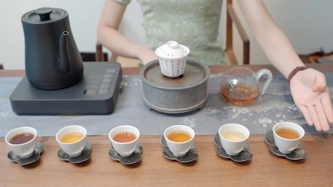 中式茶壺產品宣傳片國風元素古典音樂背景古色古香喝茶功夫茶旗袍美女場景