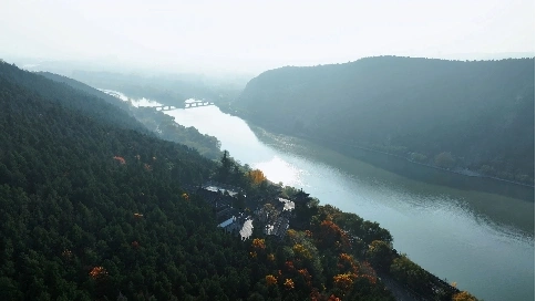 龙门石窟 新春序曲