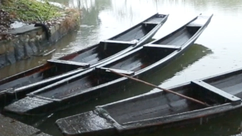 11湿地冬季小船