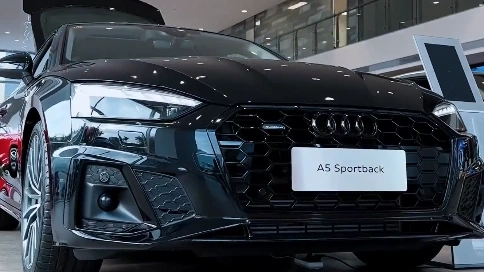 奥迪A5情人节新车展示