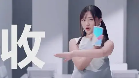 红米手机产品广告《千元全面屏》