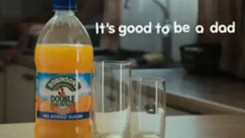 Robinsons饮料创意广告视频